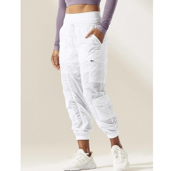 Athleta Pants - Athleta Parachute Cargo Pants In White Size 14
